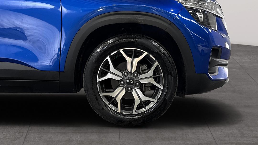 2020 Kia Seltos Sport (FWD), Automatic, 35006 km, Right Front Wheel