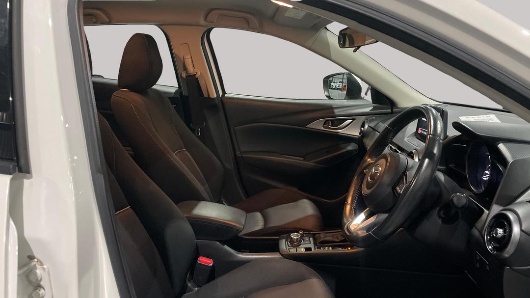 2018 Mazda CX-3 Maxx Sport (FWD), Automatic, 85149 km, Right Side Front Door Cabin View
