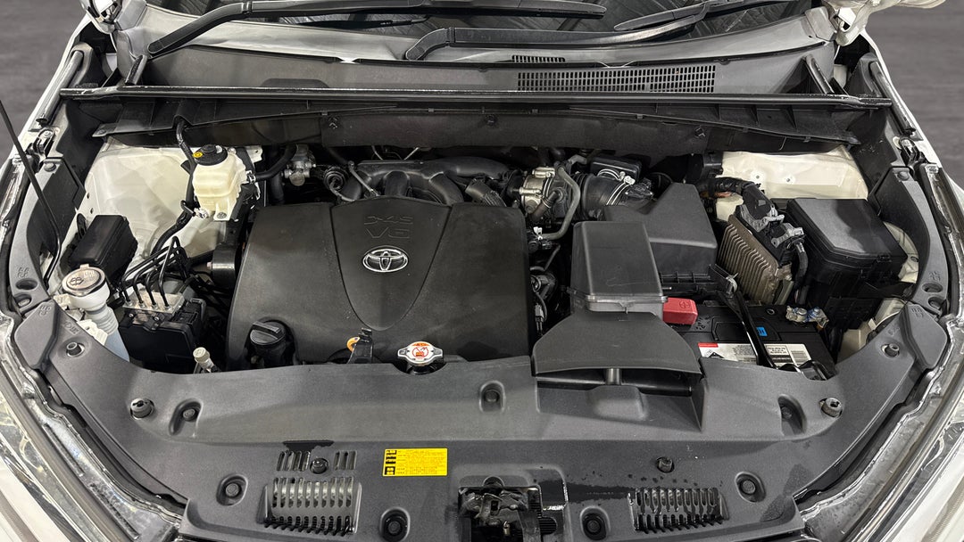 2019 Toyota Kluger Gx (4x2), Automatic, 105039 km, Open Bonnet (Engine)