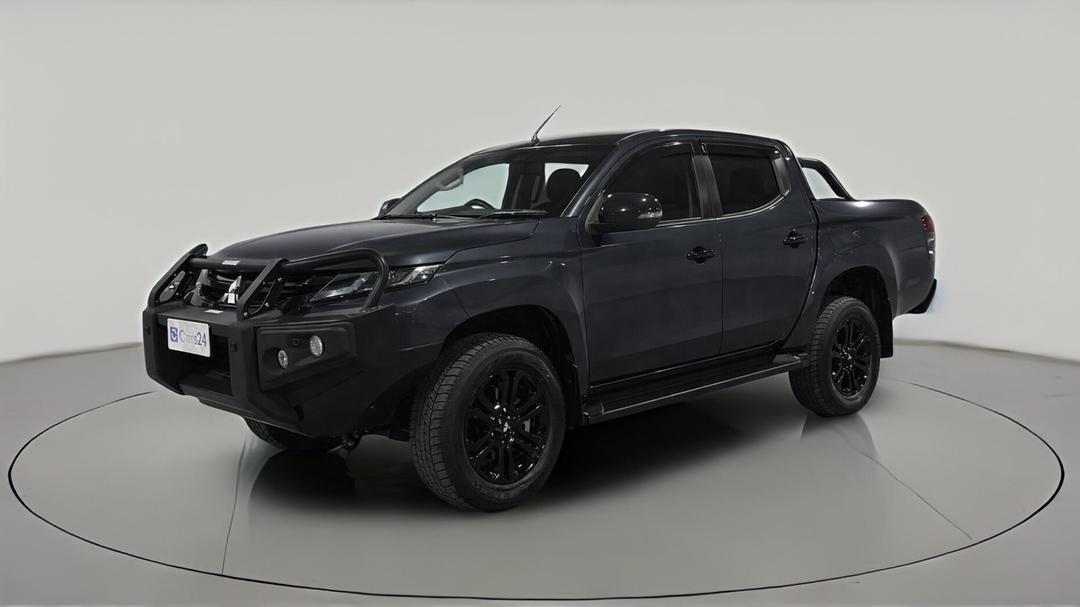 2023 Mitsubishi Triton Gsr (4x4), Automatic, 22992 km, Left Front Diagonal (45- Degree) View