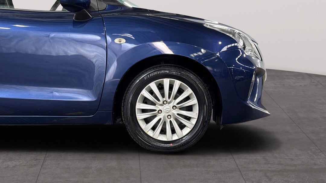 2020 Suzuki Baleno Gl, Automatic, 123097 km, Right Front Wheel