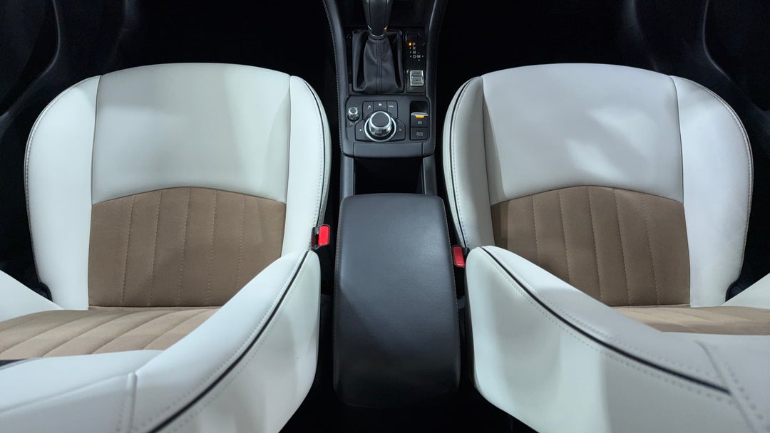 2024 Mazda CX-3 G20 Evolve, Automatic, 1086 km, Center Console