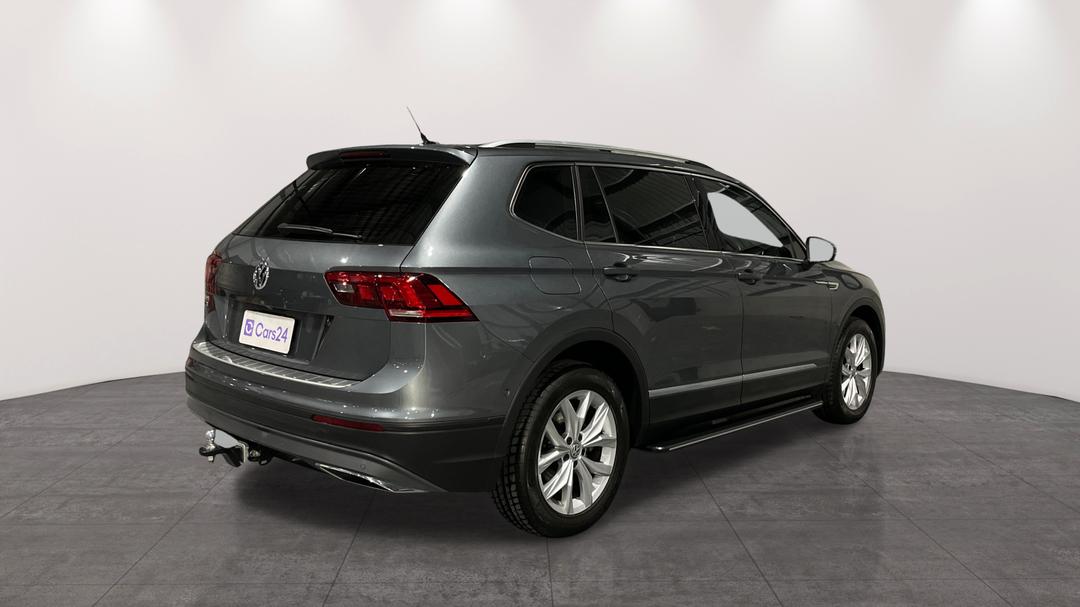 2019 Volkswagen Tiguan Allspace 110 Tsi Comfortline, Automatic, 83390 km, Right Back Diagonal (45- Degree) View