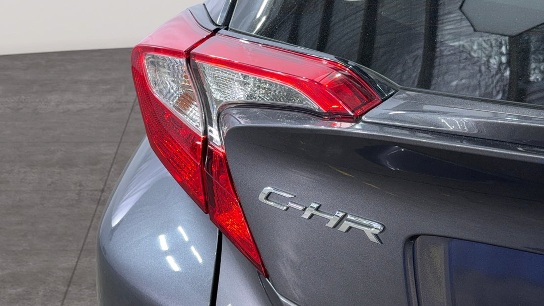 2021 Toyota C-HR Gxl (2WD), Automatic, 50059 km, Badge (Boot Left Side)