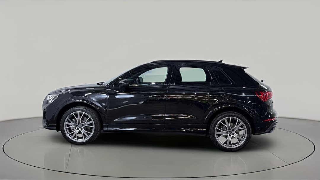 2025 Audi Q3 40 Tfsi Quattro S Line, Automatic, 10429 km, Left Side View