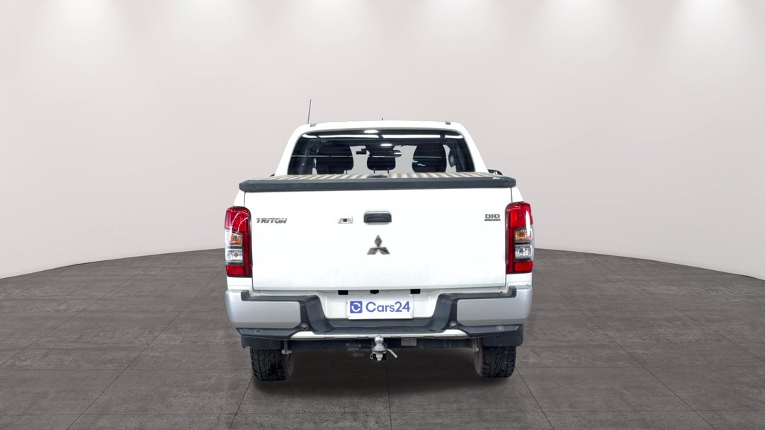 2019 Mitsubishi Triton Glx Adas (4x4), Automatic, 127952 km, Back/Rear View