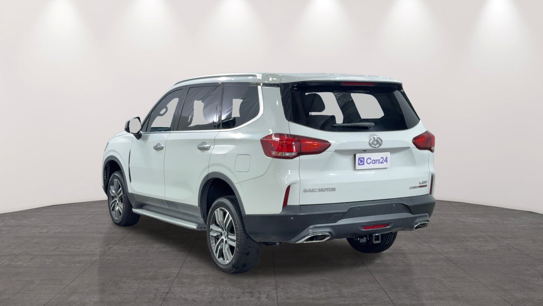 Left Back Diagonal (45- Degree) View