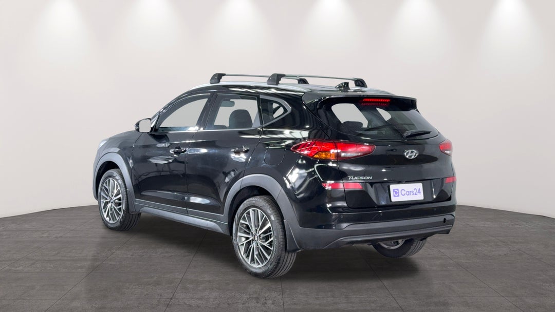 Left Back Diagonal (45- Degree) View