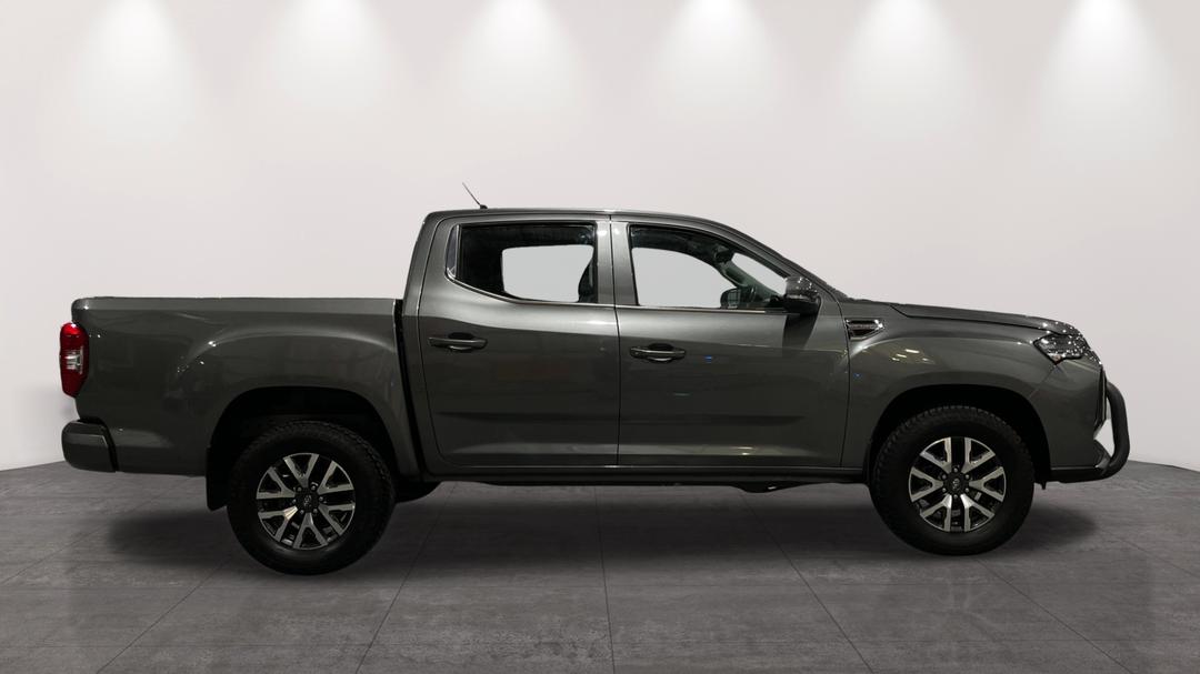 2022 LDV T60 Max Pro (4x4), Automatic, 63935 km, Right Side View