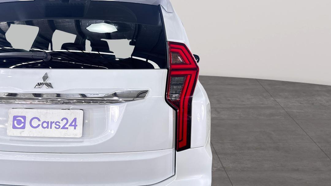 2022 Mitsubishi Pajero Sport Gls (4WD) 7 Seat, Automatic, 17746 km, Badge (Boot Right Side)