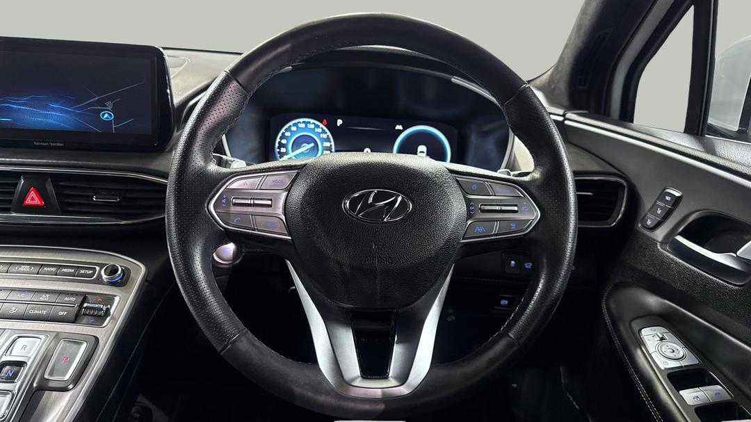 2023 Hyundai Santa Fe Highlander Crdi (AWD), Automatic, 38268 km, Steering Wheel Close-up