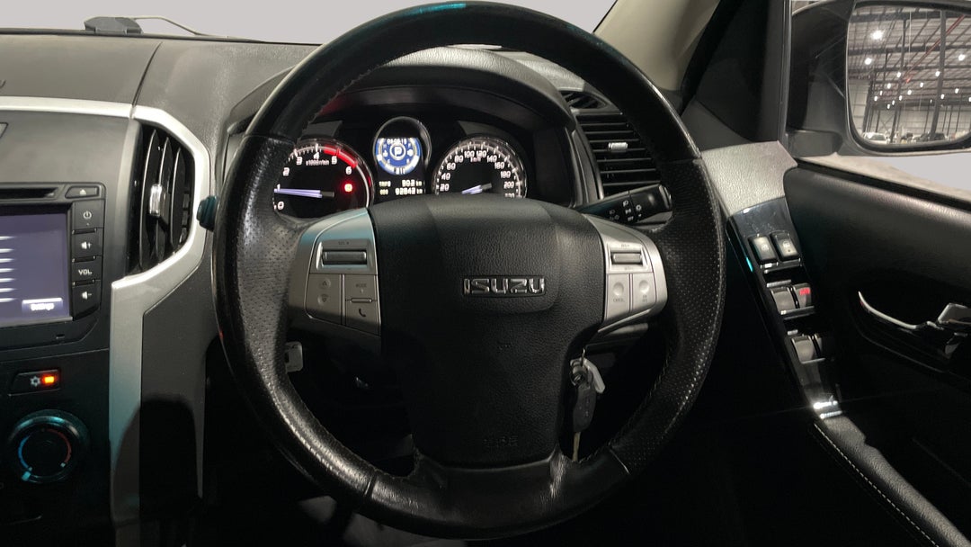 2019 Isuzu MU-X Ls-m (4x4), Automatic, 92842 km, Steering Wheel Close-up