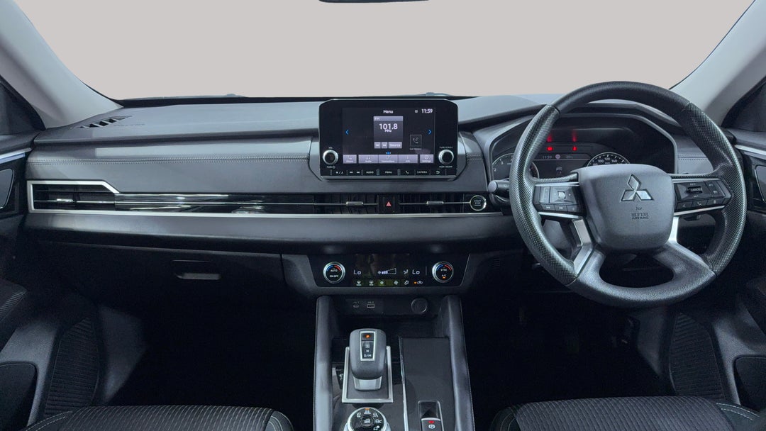 2024 Mitsubishi Outlander Es 5 Seat (2wd), Automatic, 53436 km, Dashboard View