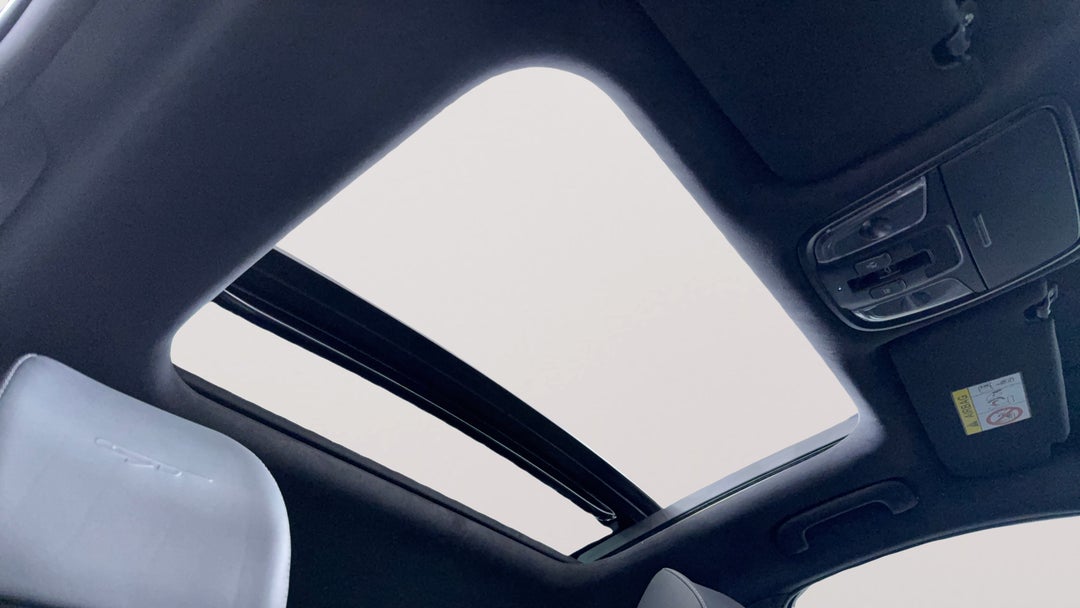 Interior Sunroof/Moonroof