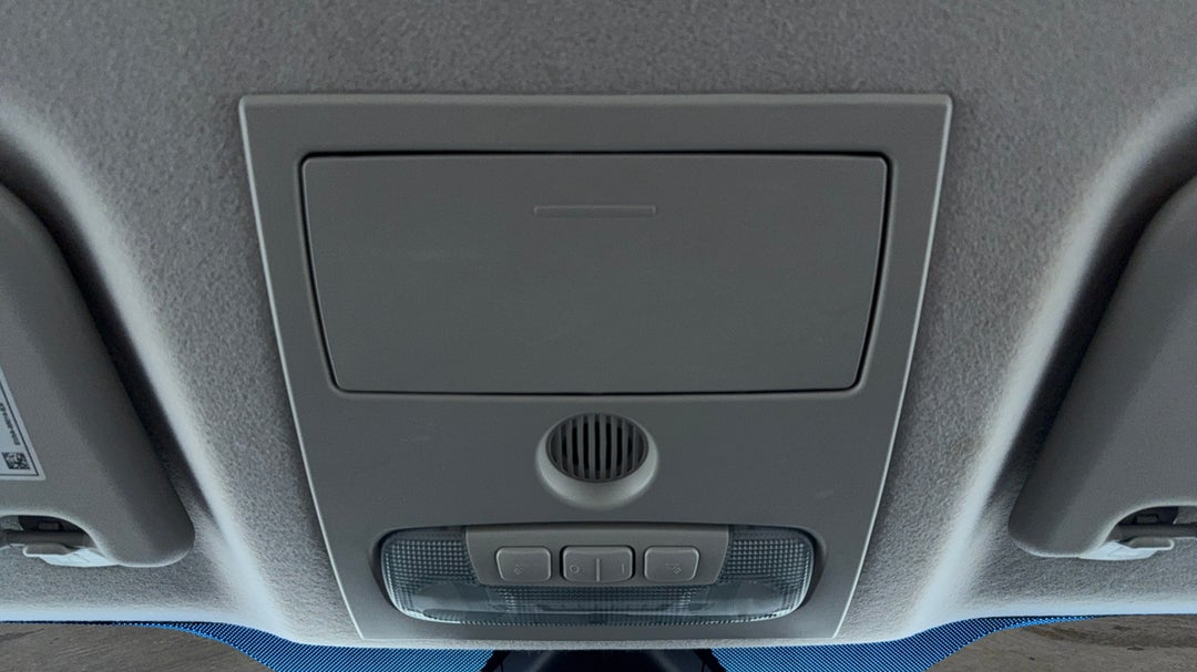 On-Roof Controls/Sunglass holder