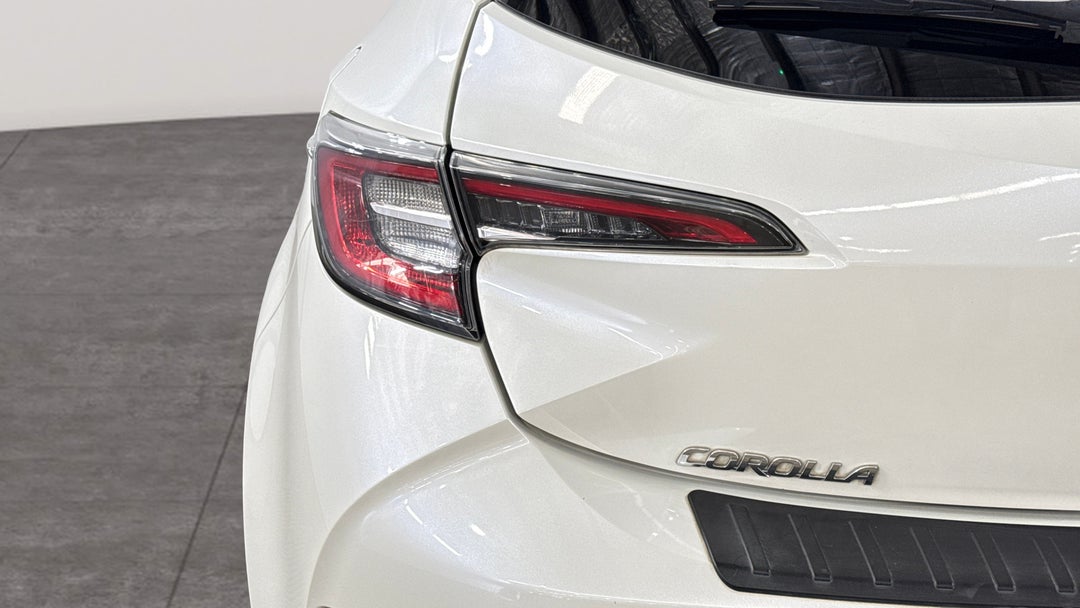 2018 Toyota Corolla Ascent Sport, Automatic, 71965 km, Badge (Boot Left Side)