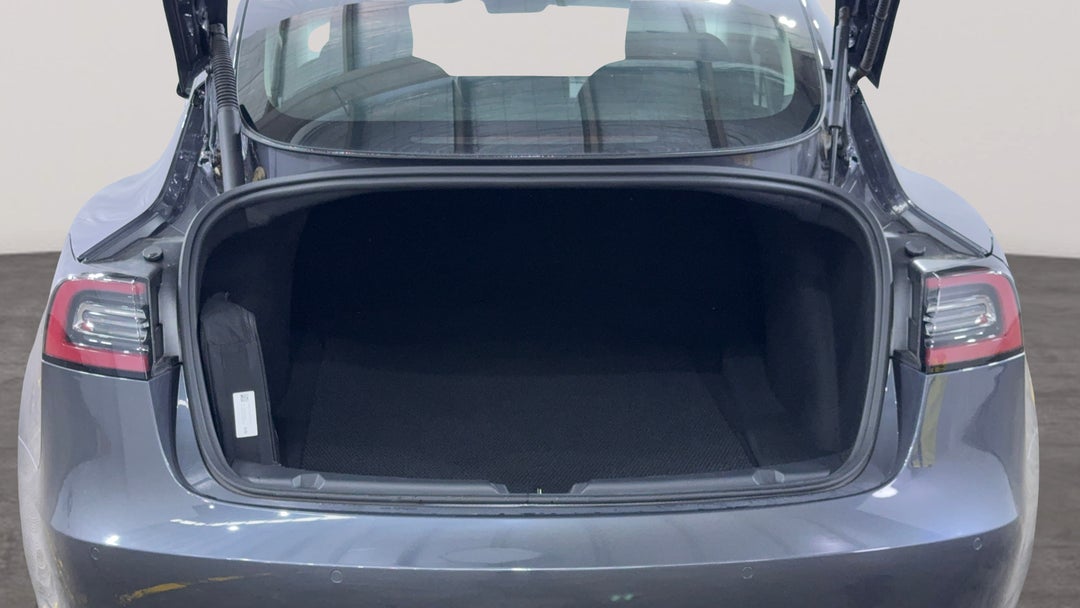 2021 Tesla Model 3 Standard Range Plus Rwd, Automatic, 69921 km, Boot Inside View