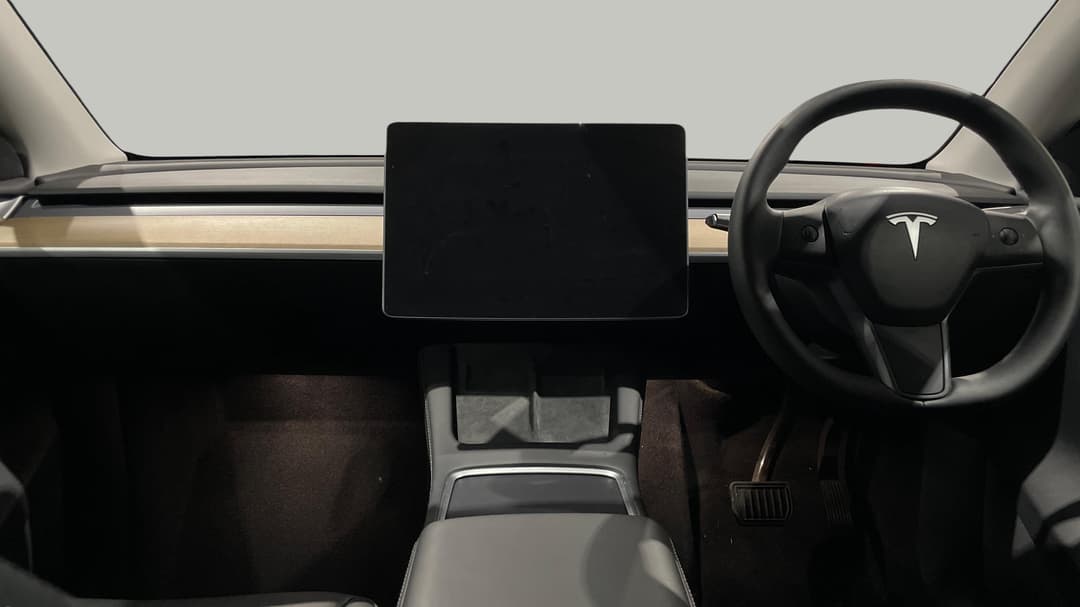 2023 Tesla Model Y Long Range, Automatic, 70863 km, Dashboard View