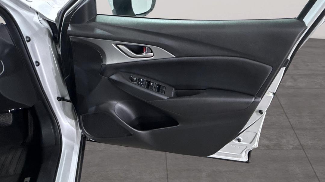 2020 Mazda CX-3 Maxx Sport (FWD), Automatic, 112237 km, Speaker View