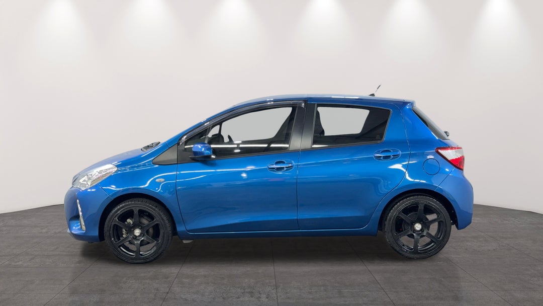 2017 Toyota Yaris Ascent, Automatic, 46613 km, Left Side View