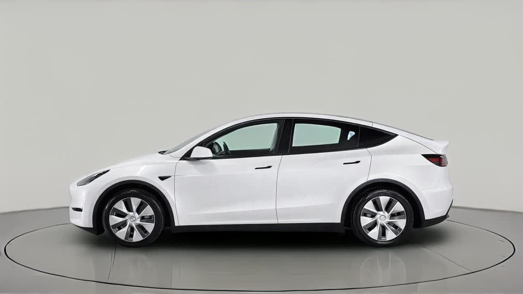 2022 Tesla Model Y Rear-wheel Drive, Automatic, 51099 km, Left Side View
