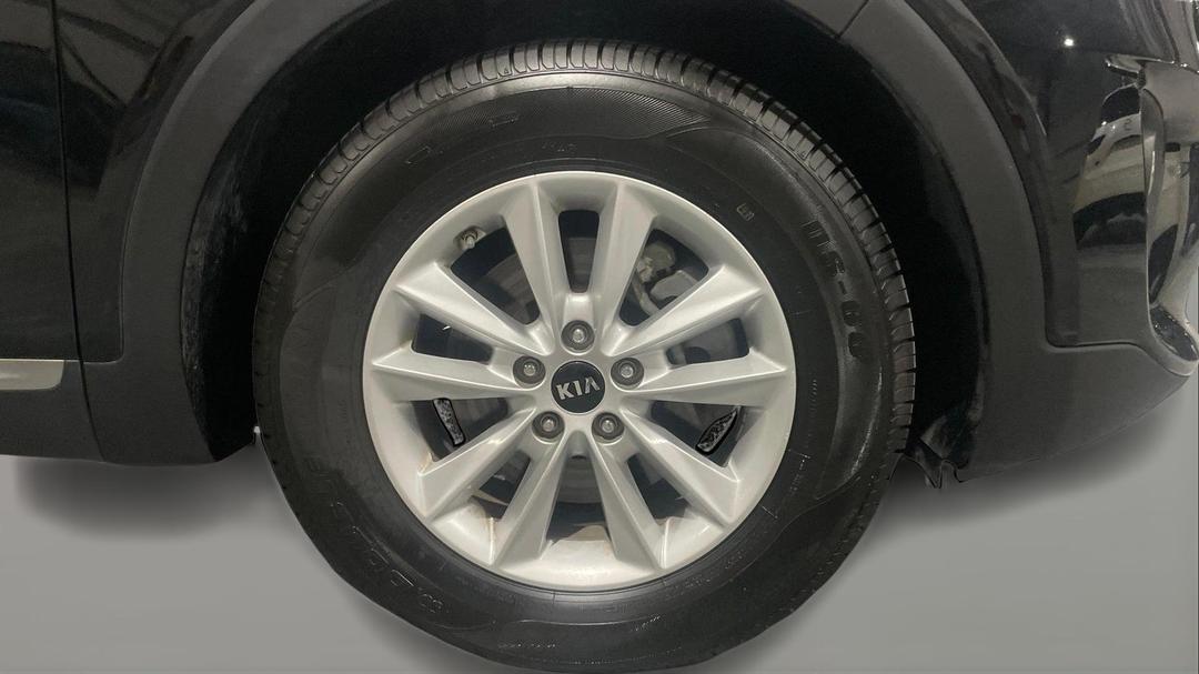 2019 Kia Sorento Si (4x2), Automatic, 113960 km, Right Front Wheel