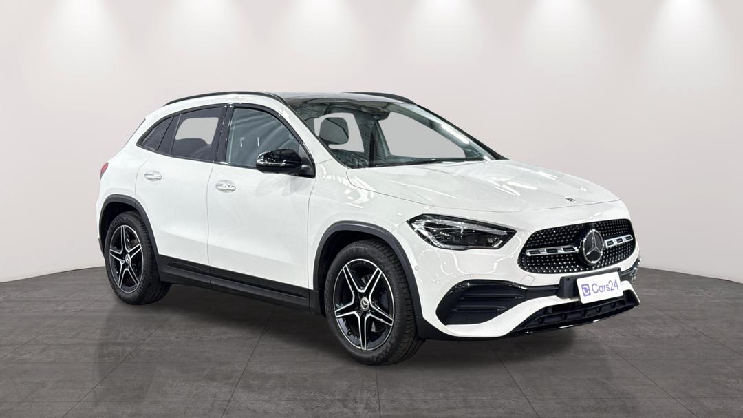 2020 Mercedes-benz GLA 200, Automatic, 72379 km, 