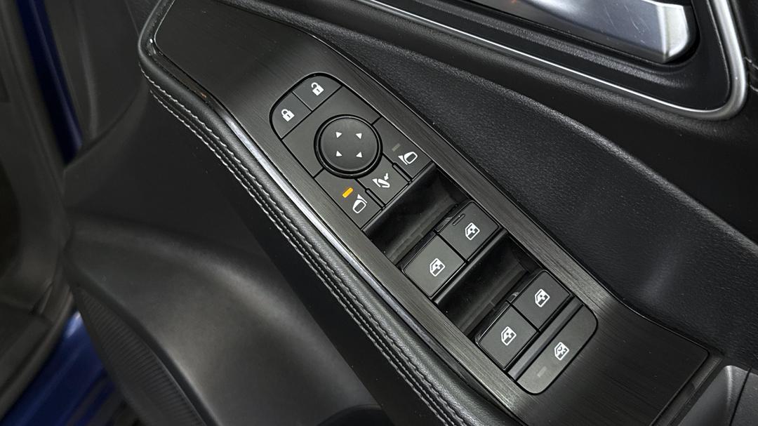 2023 Nissan X-trail St-l (4WD) E-power (hybrid), Automatic, 11977 km, Drivers Side Door Panel Controls
