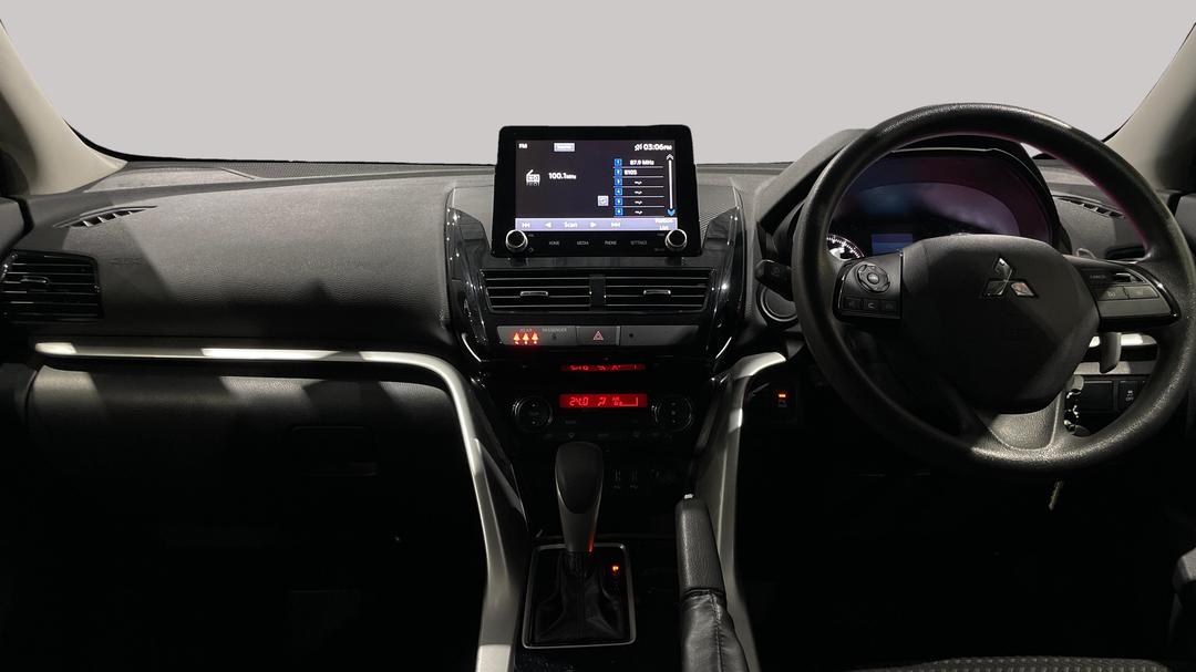 2023 Mitsubishi Eclipse Cross Es (2WD), Automatic, 45266 km, Dashboard View