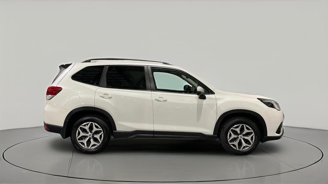 2024 Subaru Forester 2.5i (AWD), Automatic, 40401 km, Right Side View