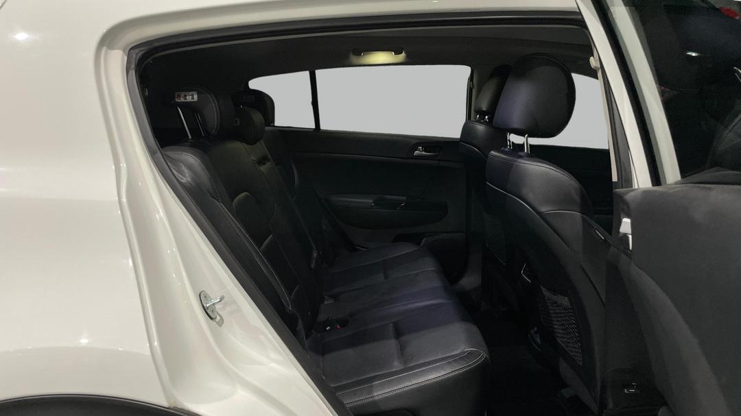 2017 Kia Sportage Gt-line (AWD), Automatic, 112272 km, Right Side Rear Door Cabin View