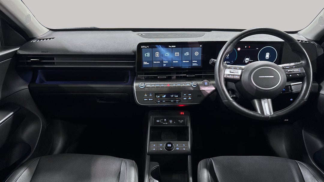 2023 Hyundai Kona Premium, Automatic, 32252 km, Dashboard View