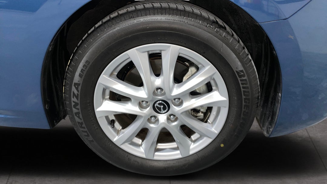 2018 Mazda Mazda3 Maxx Sport, Automatic, 23047 km, Right Front Wheel