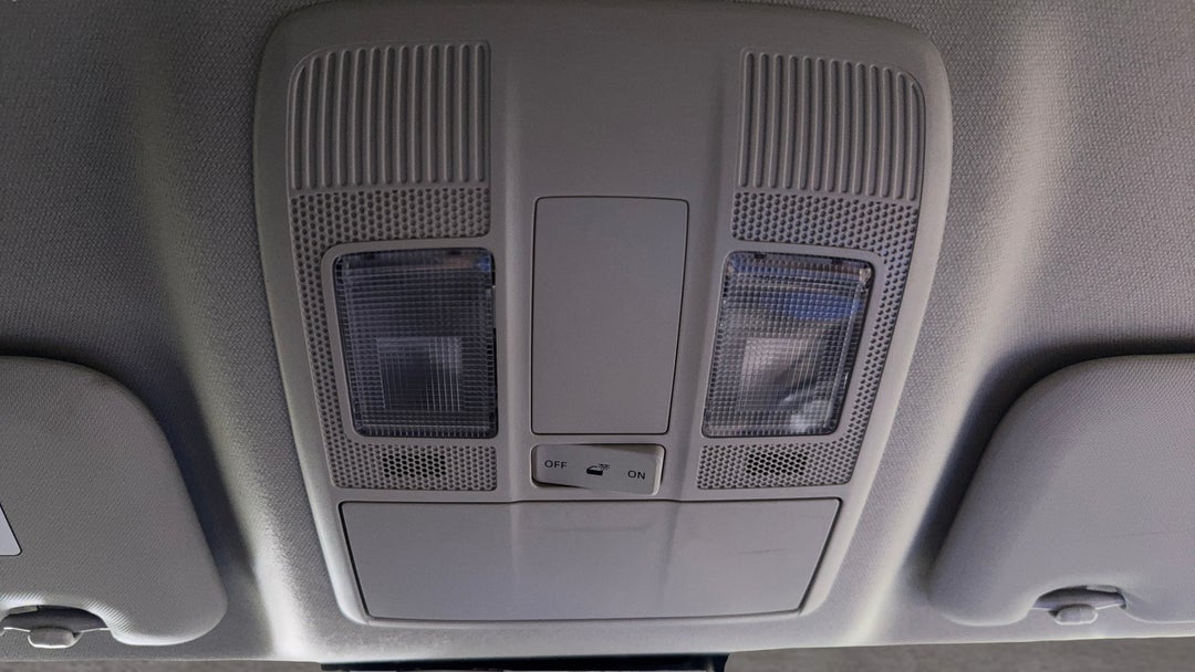 On-Roof Controls/Sunglass holder