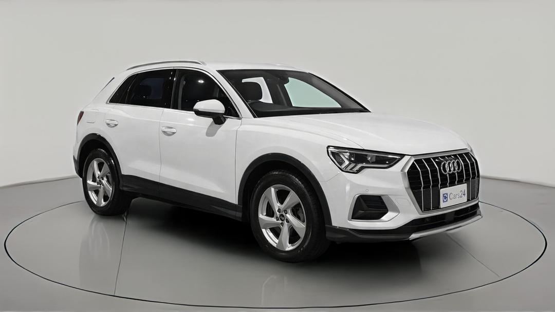 2021 Audi Q3 35 Tfsi, Automatic, 44475 km, Right Front Diagonal (45- Degree) View