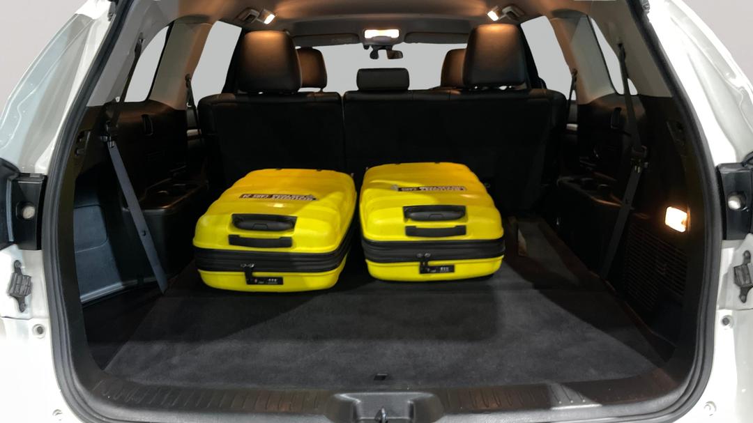 2019 Toyota Kluger Gxl (4x2), Automatic, 116151 km, Boot Inside View with Luggage