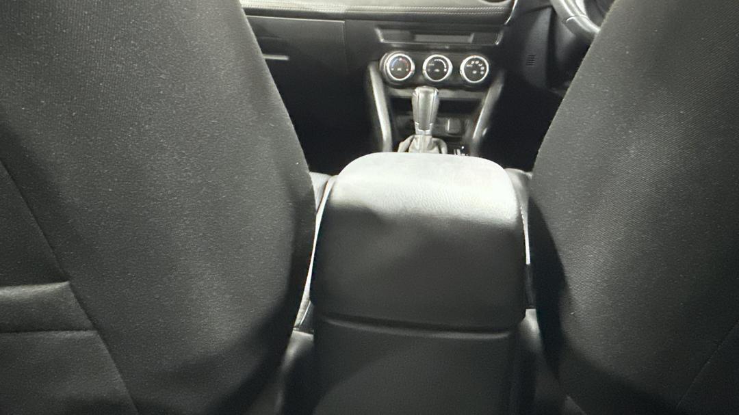 2020 Mazda CX-3 Maxx Sport (FWD), Automatic, 112237 km, Center Console