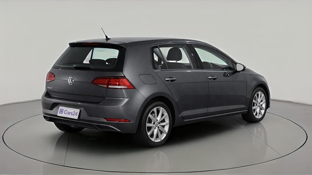2018 Volkswagen Golf 110 Tsi Comfortline, Automatic, 53586 km, Right Back Diagonal (45- Degree) View