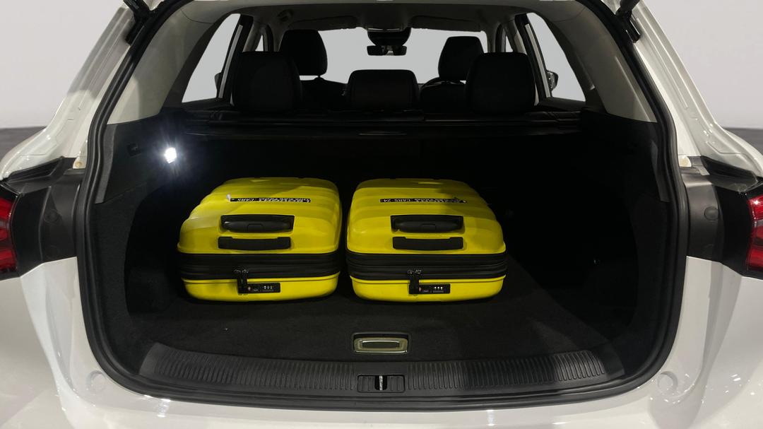 2023 MG HS Excite, Automatic, 54803 km, Boot Inside View with Luggage