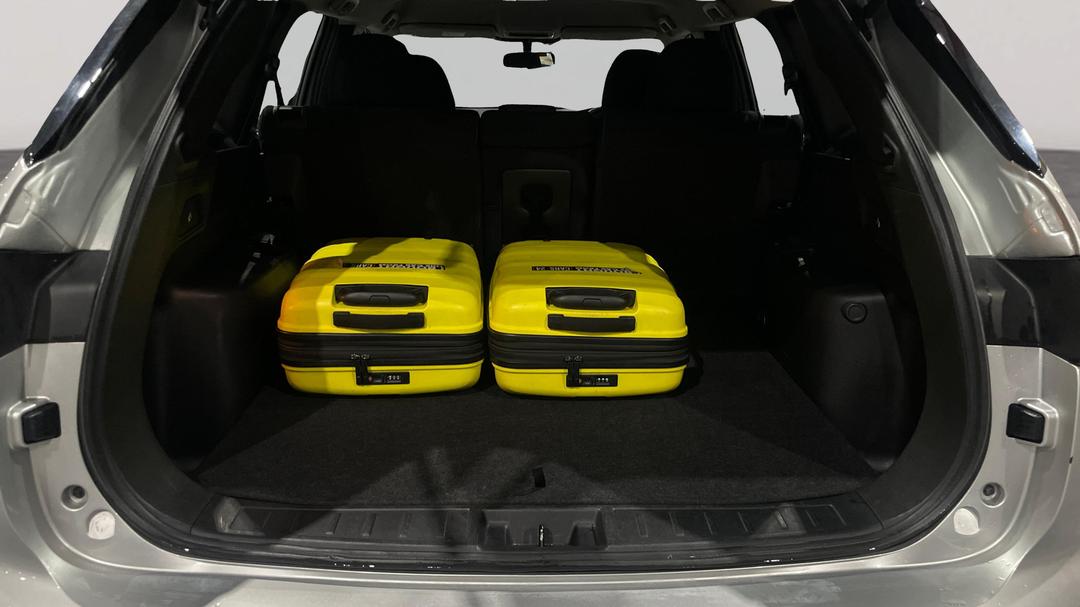 2024 Mitsubishi Outlander Es 5 Seat (2WD), Automatic, 56702 km, Boot Inside View with Luggage