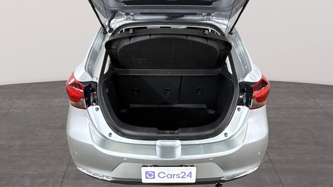 2022 Mazda Mazda2 G15 Evolve, Automatic, 32912 km, Boot Inside View