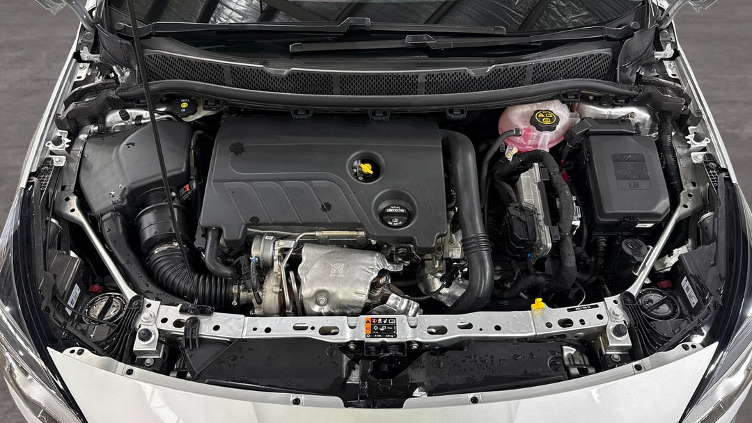 2018 Holden Astra Rs, Automatic, 31038 km, Open Bonnet (Engine)