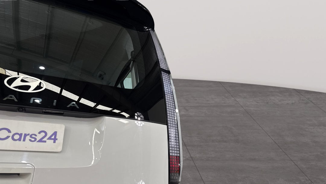 2024 Hyundai Staria ., Automatic, 48958 km, Badge (Boot Right Side)