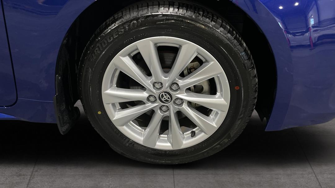 2025 Toyota Corolla Sx Hybrid, Automatic, 11254 km, Right Front Wheel