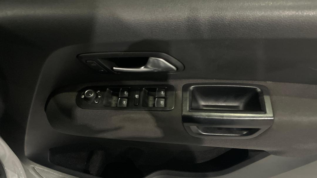 2019 Volkswagen Amarok Tdi550 Sportline 4motion (deu), Automatic, 139065 km, Drivers Side Door Panel Controls