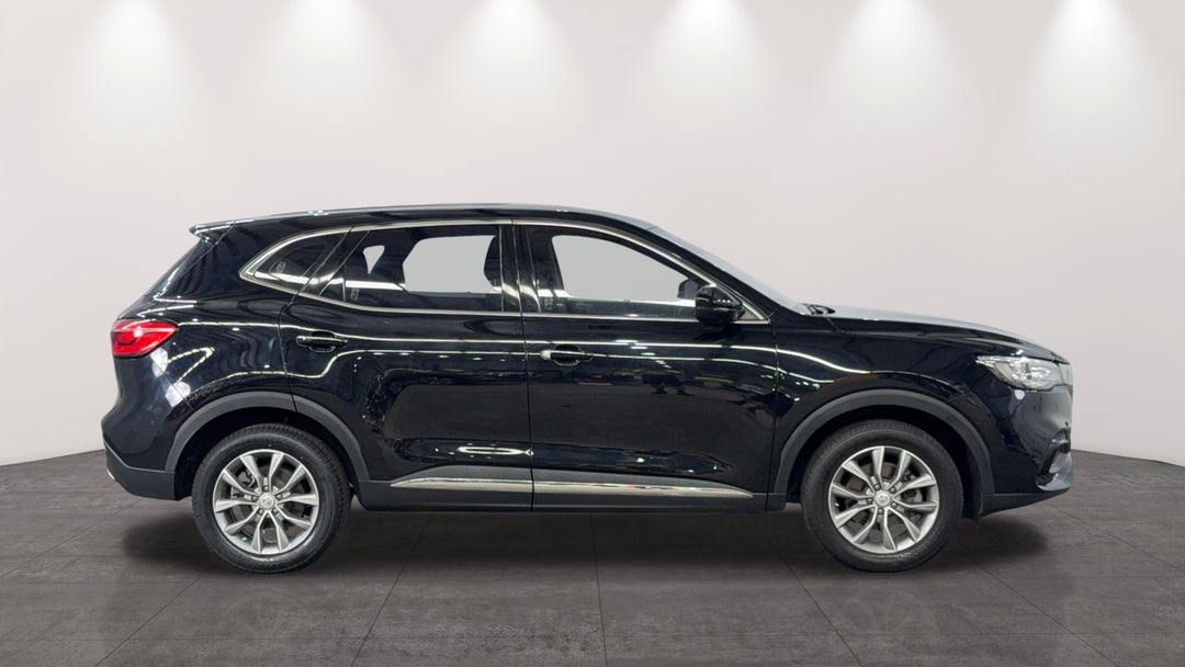 2022 MG HS Core, Automatic, 79679 km, Right Side View