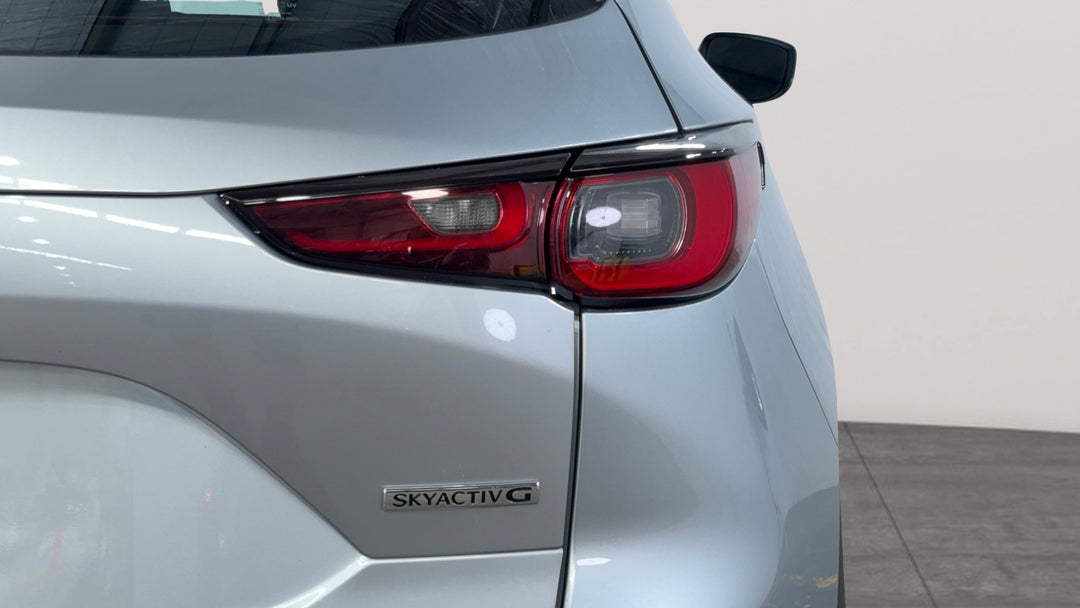 Badge (Boot Right Side)