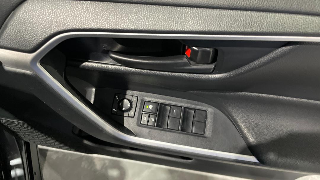 2023 Toyota RAV4 Gx (AWD) Hybrid, Automatic, 47150 km, Drivers Side Door Panel Controls