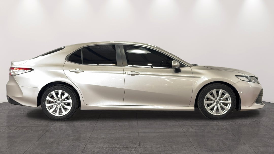 2019 Toyota Camry Ascent, Automatic, 85415 km, Right Side View