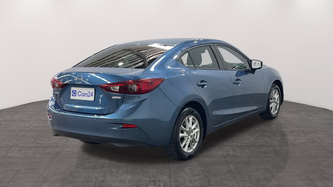 2017 Mazda 3 Neo, Automatic, 75700 km, Right Back Diagonal (45- Degree) View